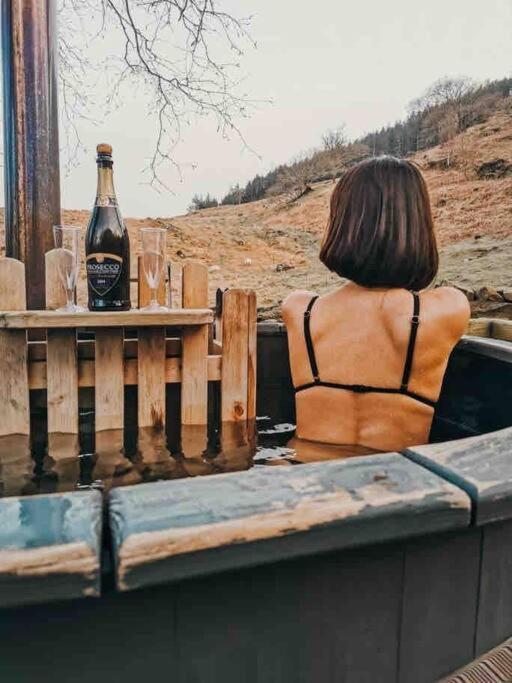 Ash Winter Retreat- Hot Tub & Log Bruner Barmouth Exteriör bild